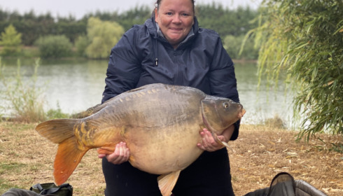 A 38 lb carp from Deux Iles, Andrea Mitchell, Sep 2022