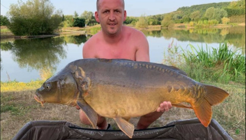 A 41 lb carp from Deux Iles, David Donaghue, Jul 2019