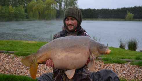 A 34 lb carp from Deux Iles, Adam Cordingley, Apr 2018