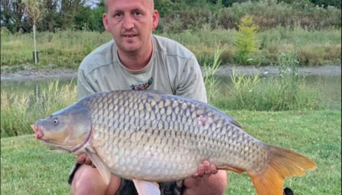 A 30 lb carp from Deux Iles, David Donaghue, Jul 2019