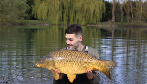 A 24 lb 9 oz carp from Deux Iles, Jay Bowers, Apr 2018