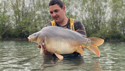 A 24 lb carp from Deux Iles, Gautier, May 2021