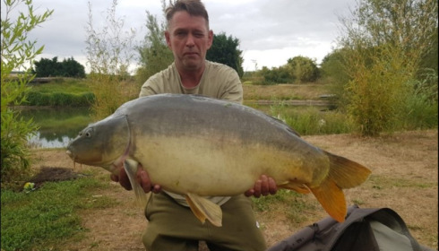 A 32 lb 9 oz carp from Deux Iles, Paul Kelly, Aug 2019