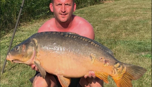 A 42 lb carp from Deux Iles, David Donaghue, Jul 2019