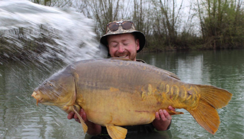 A 45 lb 8 oz fish from Deux Iles, Mirror, Apr 2023