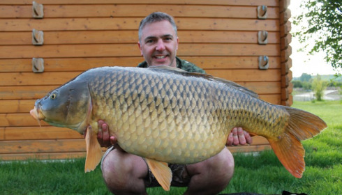 A 44 lb 5 oz carp from Deux Iles, Lee Millman, Apr 2018