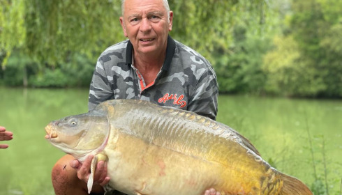 A 52 lb fish from Eau De Vie South, Mirror, Jul 2023