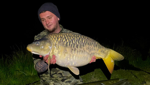 A 29 lb 15 oz fish from Eau De Vie South, Fully Scaled, Apr 2023