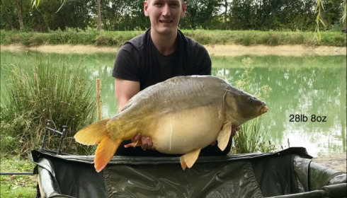 A 28 lb 2 oz carp from Eau De Vie South, Jordan, Sep 2019