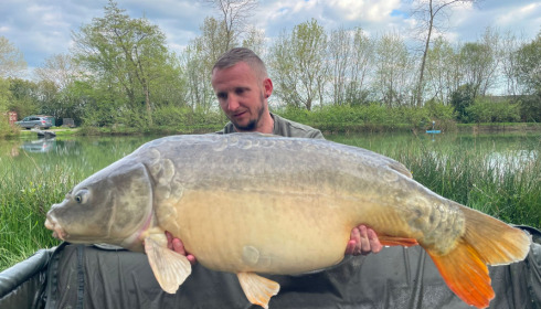 A 40 lb 7 oz fish from Eau De Vie South, Mirror Carp 40lb 7oz's, Apr 2023