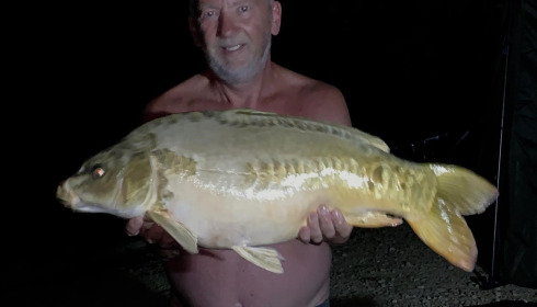 A 21 lb 8 oz carp from Fullys Lake, Steve Catlow, Aug 2023