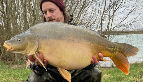 A 28 lb carp from Fullys Lake, Mar 2022