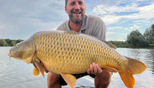 A 40 lb carp from Fullys Lake, Mark Holland, Aug 2023