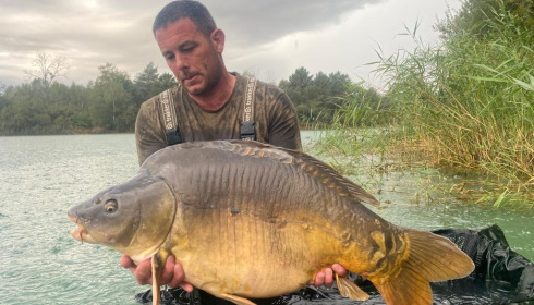 A carp from Golden Carp Lake, Sep 2022