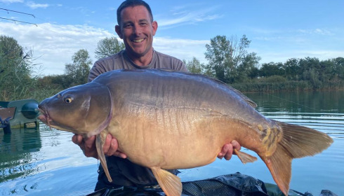 A carp from Golden Carp Lake, Sep 2022