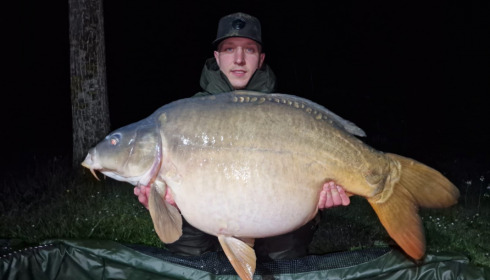 A carp from Golden Carp Lake, Apr 2023