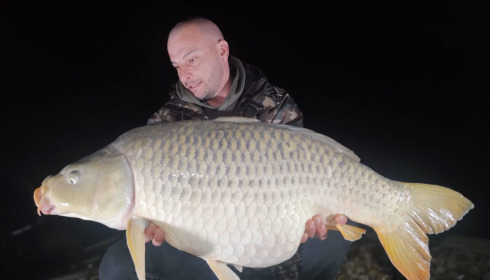 A 33 lb carp from Heart Lake, Apr 2023