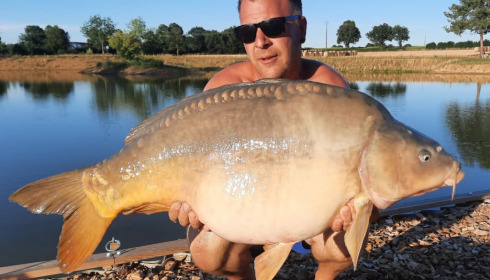 A 28 lb carp from Heart Lake, Nov 2022