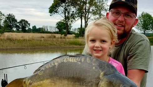 A 22 lb carp from Heart Lake, Nov 2022