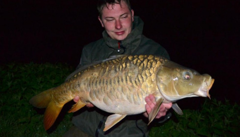 A 37 lb 3 oz carp from Jonchery 7, May 2013