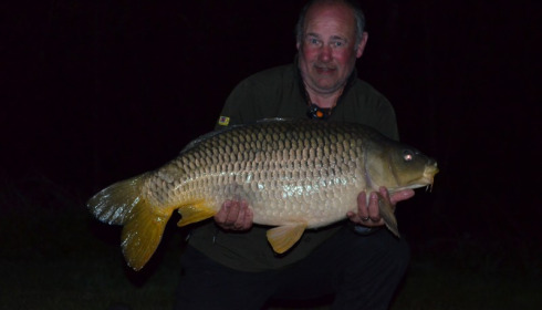 A 32 lb 8 oz carp from Jonchery 7, John Dunn, Apr 2016
