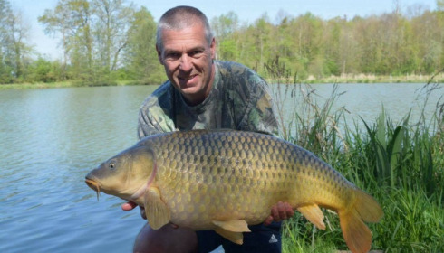 A carp from Jonchery 7, Apr 2017
