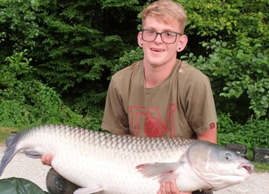 A 41 lb 8 oz grass carp from Jonchery 7, Oliver Milton , Jul 2019