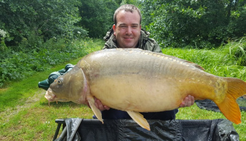 A 43 lb 6 oz carp from Jonchery 7, Gary Sutton, Jul 2017