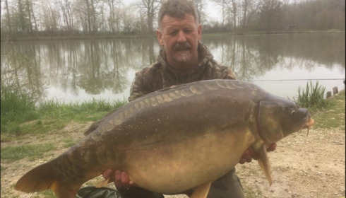 A carp from Jonchery 7, Apr 2019