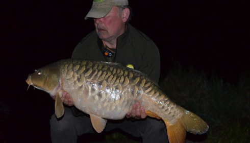 A 32 lb 8 oz carp from Jonchery 7, John Dunn, Apr 2016