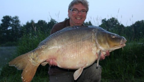 A 38 lb 12 oz carp from Jonchery 7, Ron Key, Jul 2013