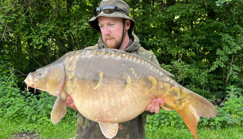 A carp from Jonchery 7, Jun 2023