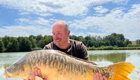 A 35 lb 2 oz carp from Jonchery 8, Dave Atkinson, Aug 2022