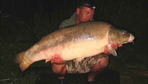A 37 lb carp from Jonchery, Scott Clark, Aug 2019
