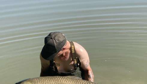 A 47 lb 7 oz fish from Jonchery, 47 7 pb grassie, Aug 2022
