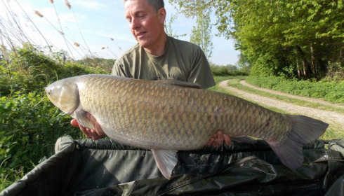 A 43 lb grass carp from Jonchery, Michael Boness, Apr 2018