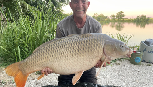 A 55 lb 3 oz fish from Jonchery, Jonchery Common, Aug 2022