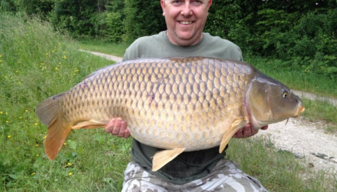 A 41 lb 3 oz carp from Jonchery, Andy Gilbey, Jun 2013