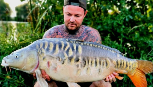 A 27 lb carp from Jonchery, Jamie North, Aug 2019