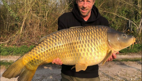 A 50 lb 10 oz carp from Jonchery, Apr 2019