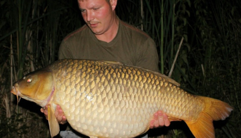 A 59 lb carp from Jonchery, Jul 2017