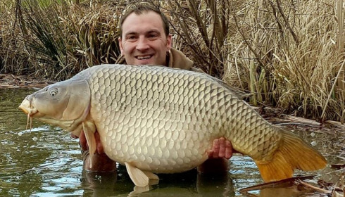 A 55 lb carp from Jonchery, Mar 2018