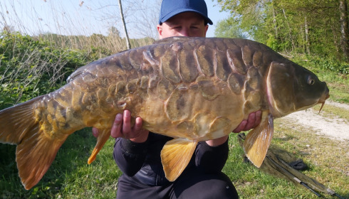A 25 lb 10 oz fish from Jonchery, Mirror, Apr 2022
