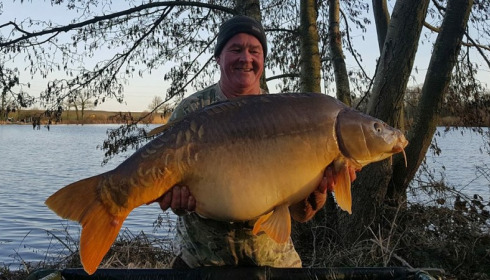 A 51 lb carp from Jonchery, Mar 2018