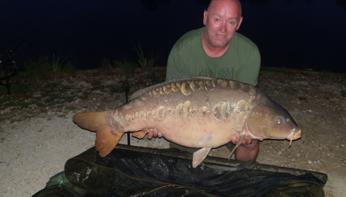 A 49 lb carp from Jonchery, Sep 2021