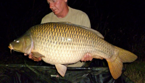 A 41 lb 12 oz carp from Jonchery, Jul 2012