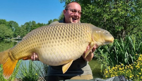 A 63 lb 4 oz carp from Jonchery, Dave Pillman, May 2022