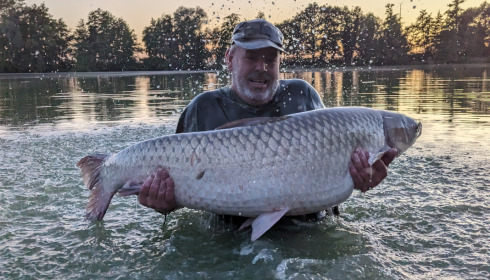 A 61 lb 12 oz fish from Jonchery, Jul 2023