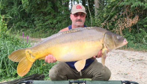 A 27 lb fish from Jonchery, Mirror, Aug 2021