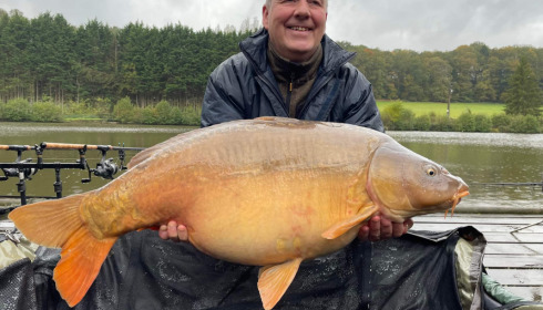 A 37 lb 8 oz fish from La Fonte, Mirror New PB, Oct 2021